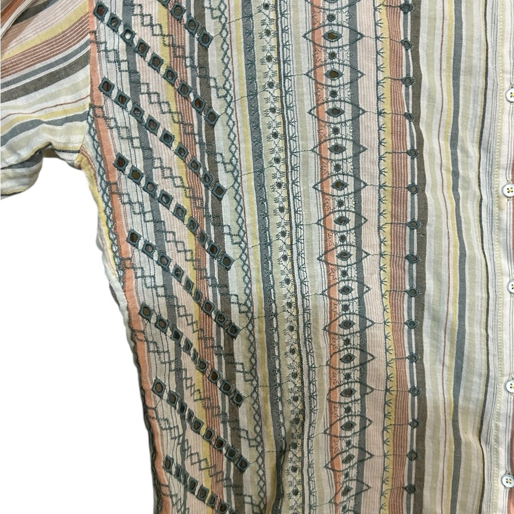 Anthropologie Akemi + Kin women’s button down blouse - Picture 3 of 4